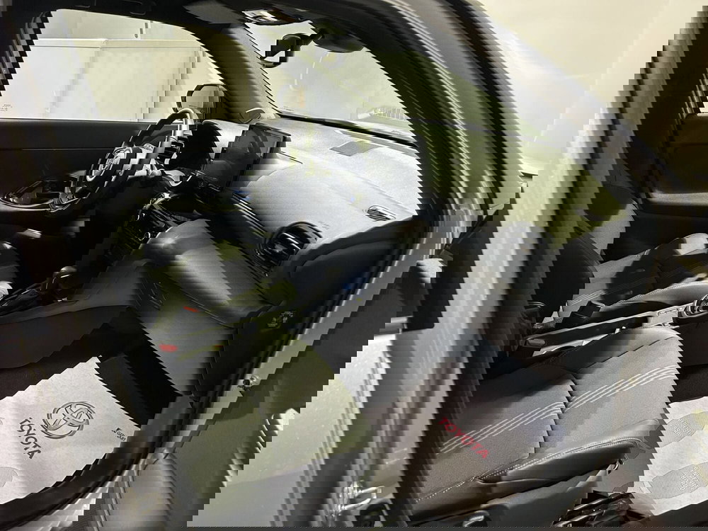 Toyota Yaris Cross usata a Milano (6)