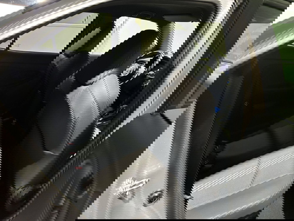 Toyota Yaris Cross usata a Milano (8)