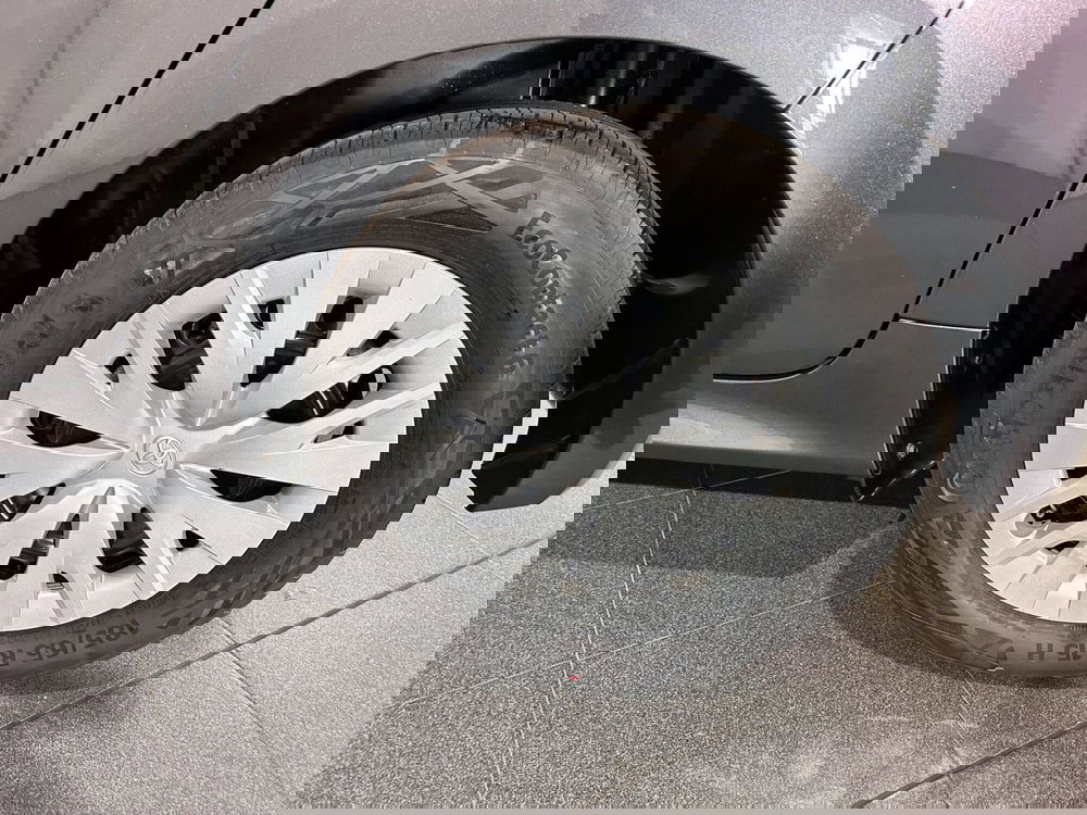 Toyota Yaris nuova a Milano (6)