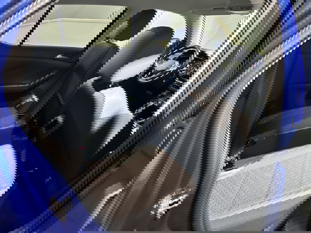 Volkswagen T-Cross usata a Milano (14)