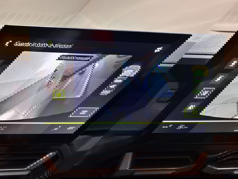 Dacia Duster usata a Milano (18)