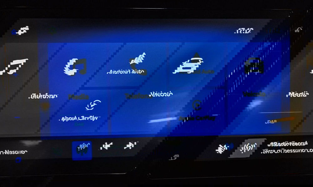 Toyota Aygo X nuova a Pavia (12)