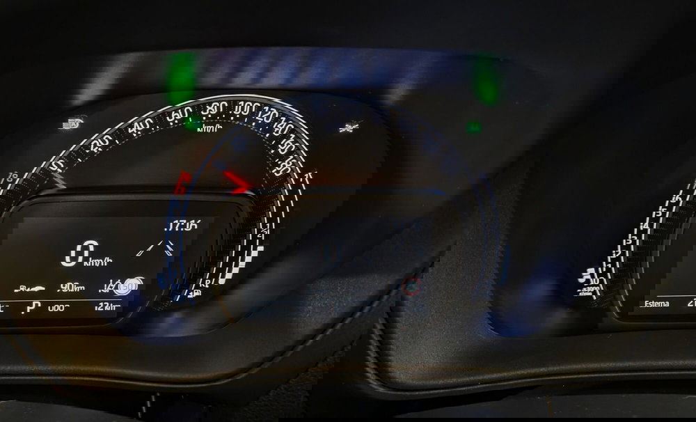 Toyota Aygo X nuova a Pavia (14)