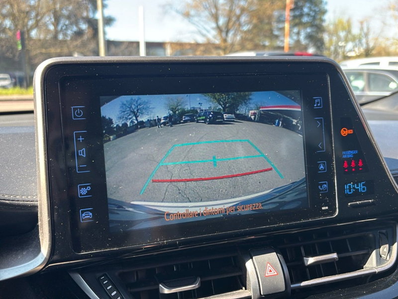 Toyota Toyota C-HR usata a Bologna (13)