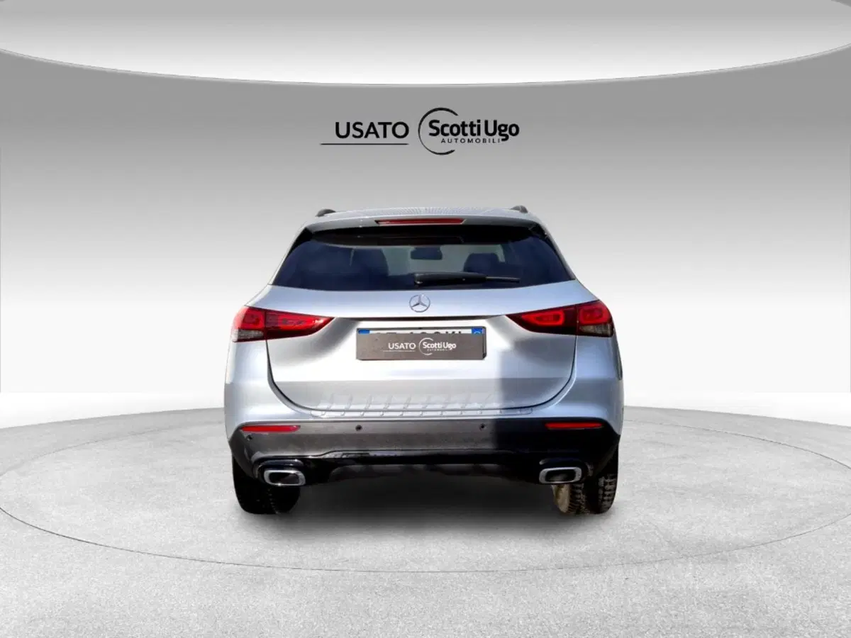 Mercedes-Benz GLA SUV usata a Pisa (4)