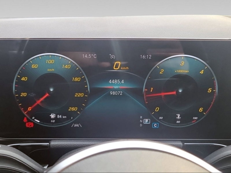 Mercedes-Benz GLA SUV usata a Pisa (7)