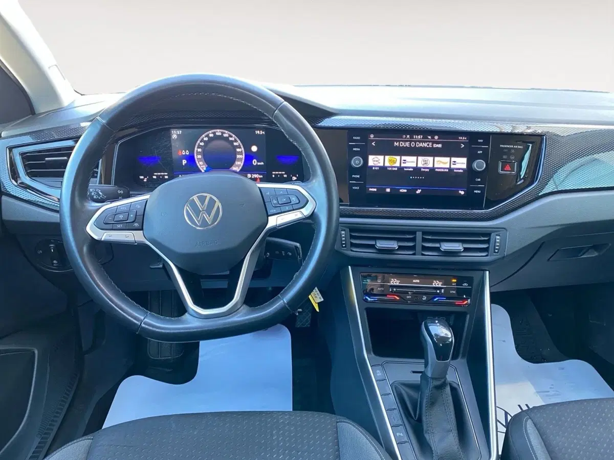 Volkswagen Taigo usata a Bologna (10)