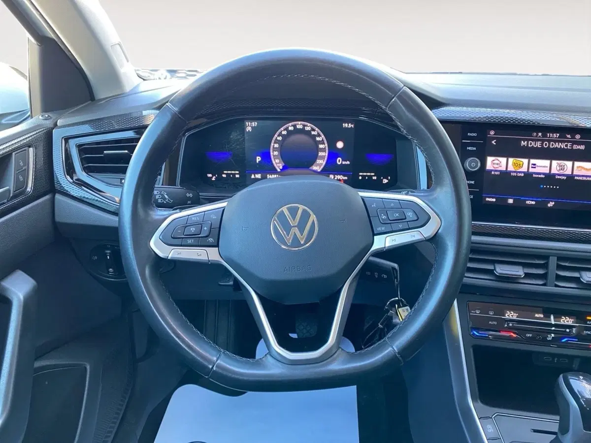 Volkswagen Taigo usata a Bologna (12)