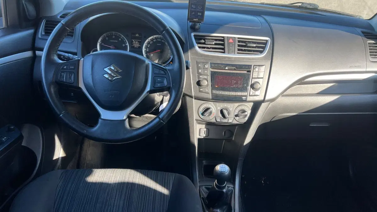 Suzuki Swift usata a Alessandria (9)