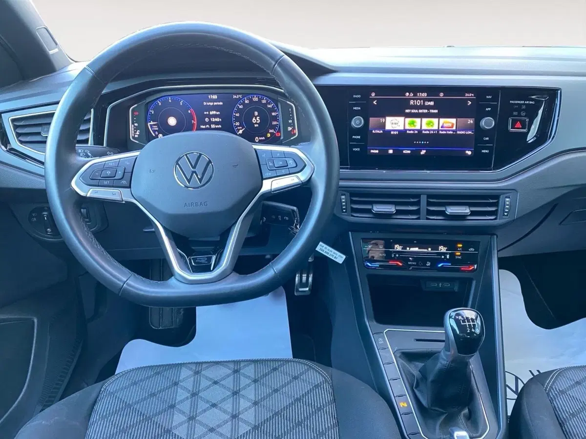 Volkswagen Taigo usata a Bologna (10)