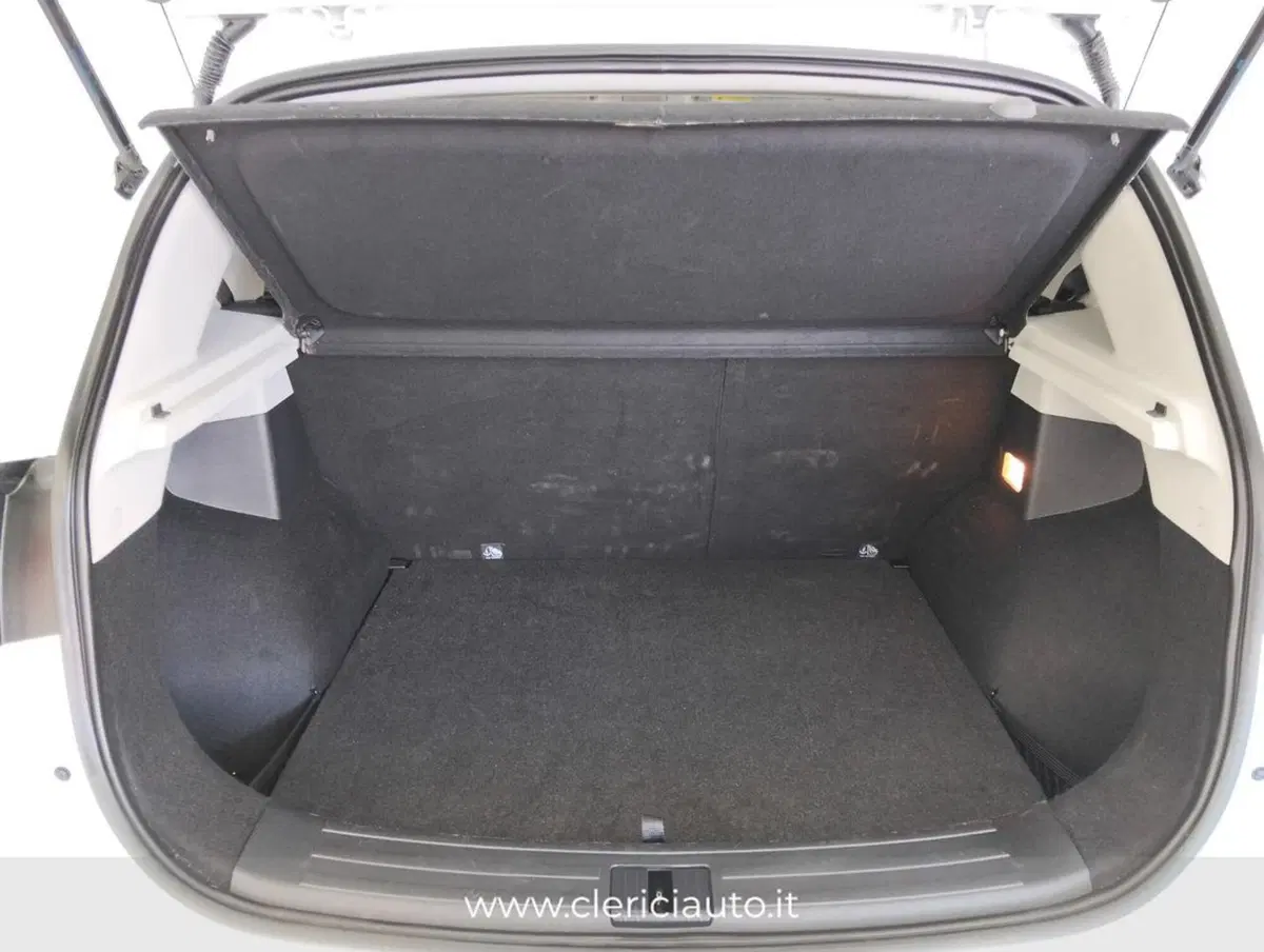 Mg ZS usata a Como (19)