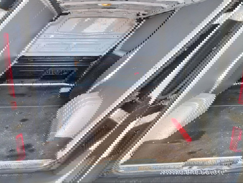 Opel Vivaro Furgone usata a Como (11)