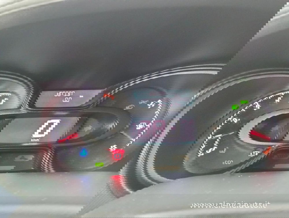 Opel Vivaro Furgone usata a Como (9)