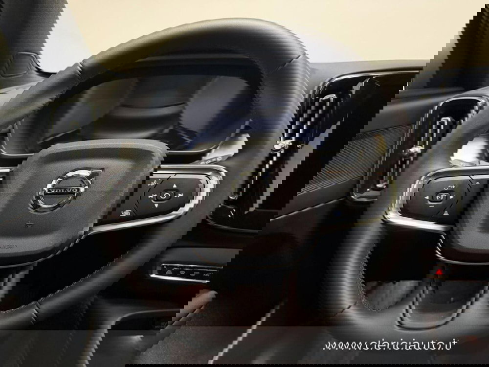 Volvo XC40 usata a Como (11)