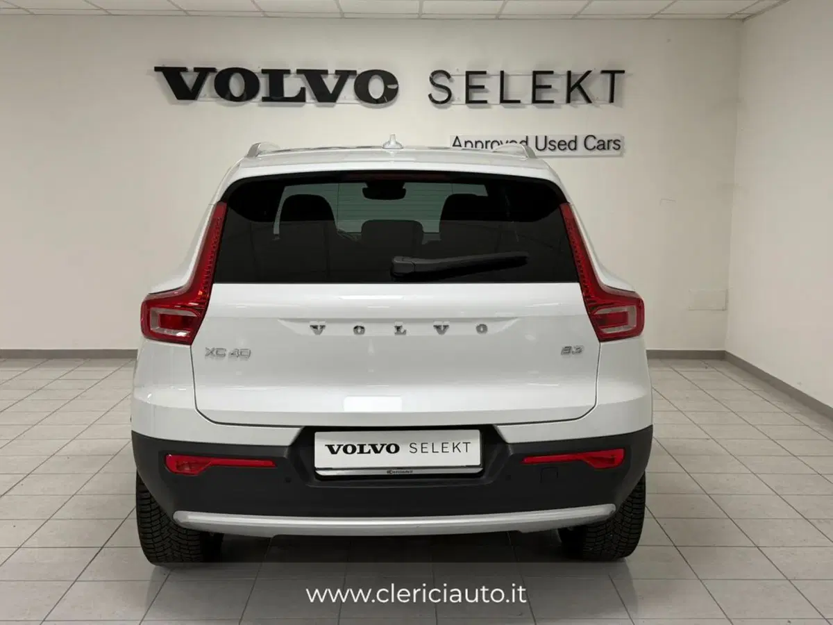 Volvo XC40 usata a Como (4)