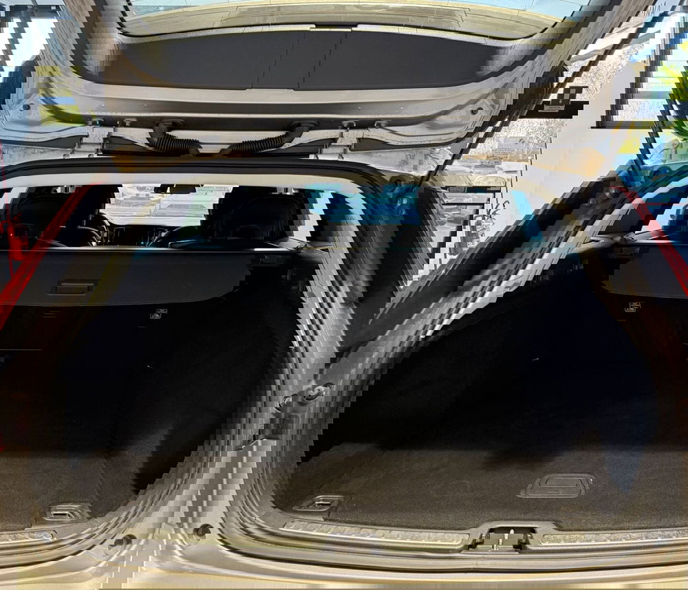 Volvo V60 usata a Parma (11)