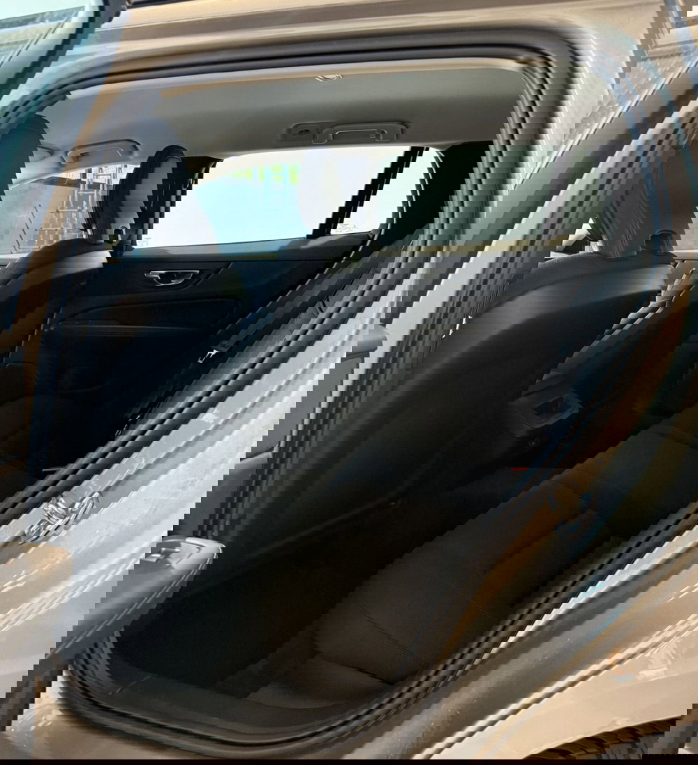 Volvo V60 usata a Parma (6)