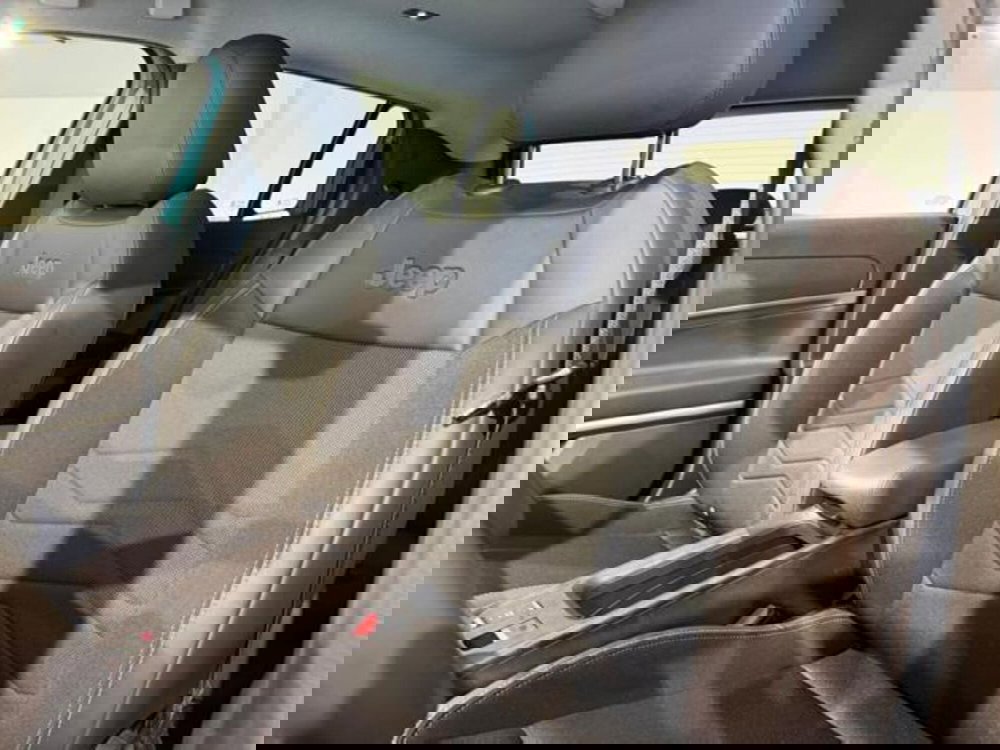 Jeep Avenger usata a Salerno (11)