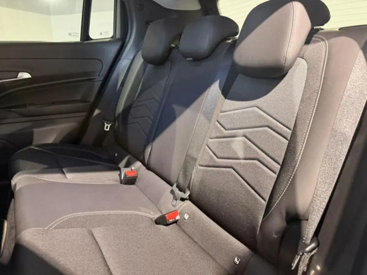 Jeep Avenger usata a Salerno (12)