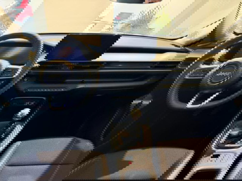 Jeep Avenger usata a Salerno (13)