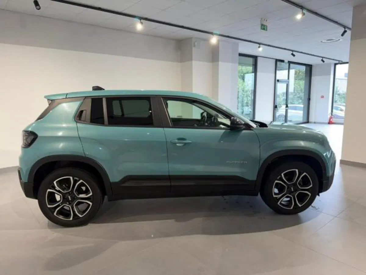 Jeep Avenger usata a Salerno (3)