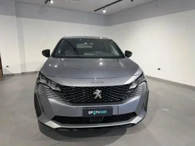 Peugeot 3008 BlueHDi 130 S&amp;S EAT8 Allure Pack del 2023 usata a Atena Lucana