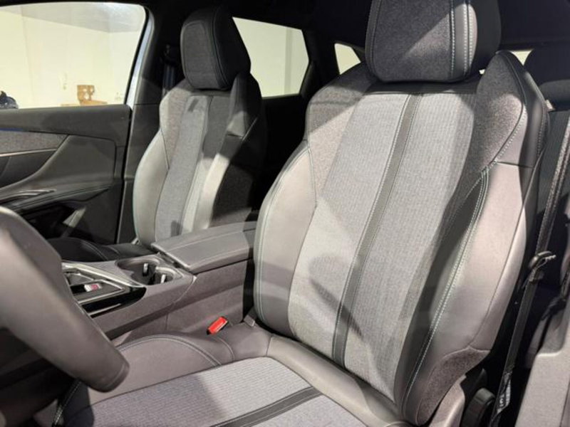 Peugeot 3008 usata a Salerno (11)