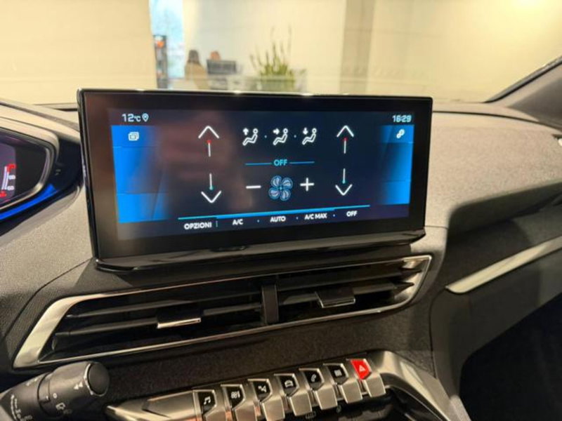 Peugeot 3008 usata a Salerno (16)