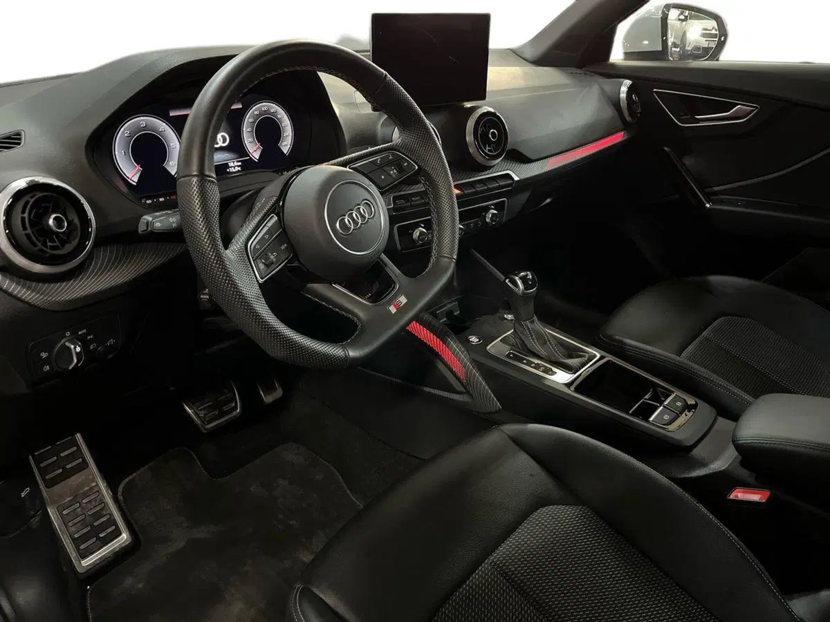 Audi Q2 usata a Matera (10)