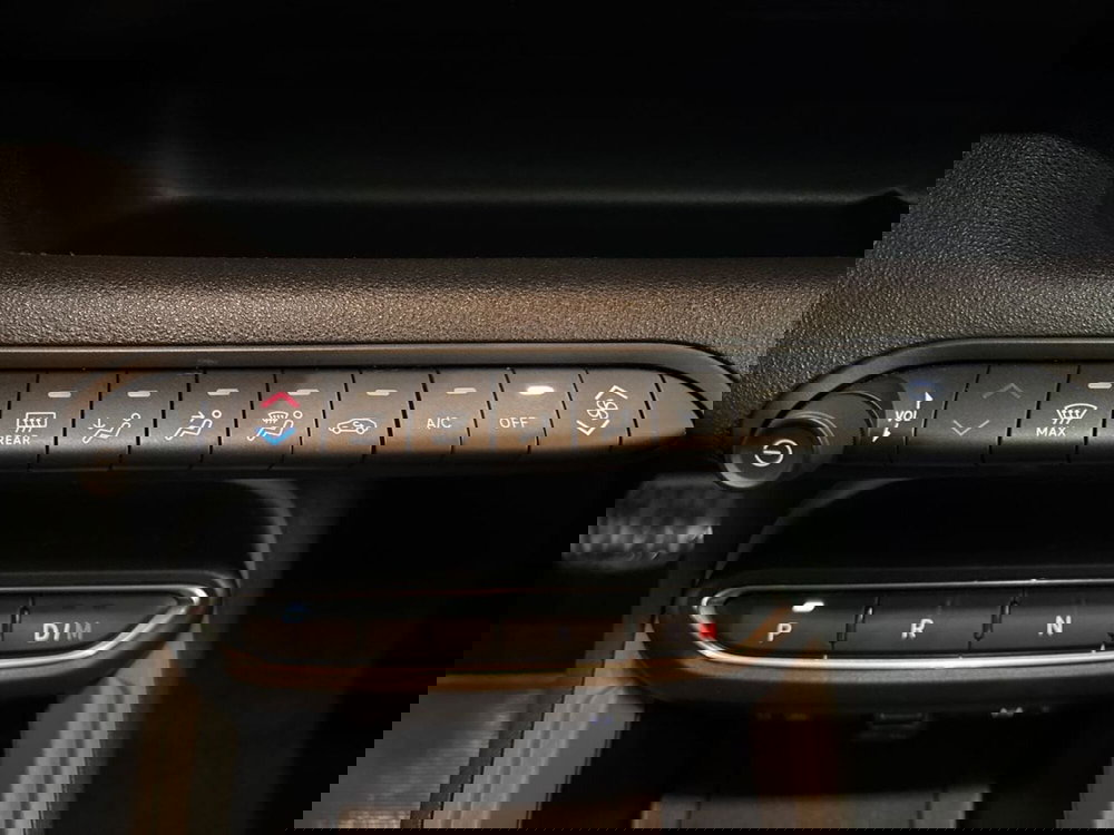 Jeep Avenger usata a Pescara (13)