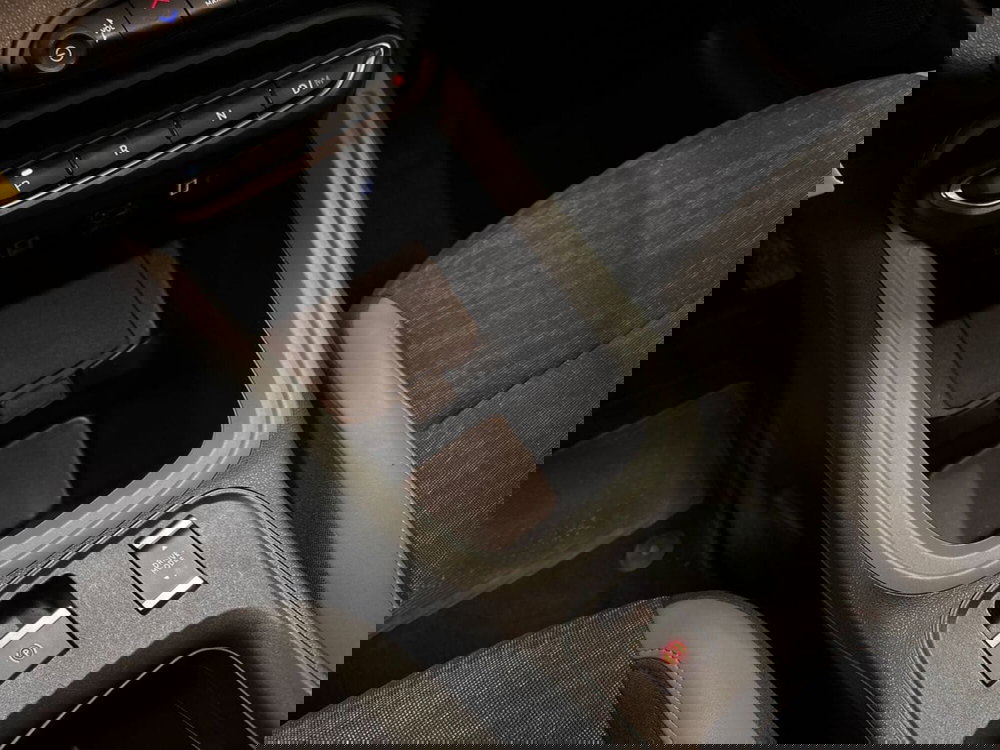 Jeep Avenger usata a Pescara (14)