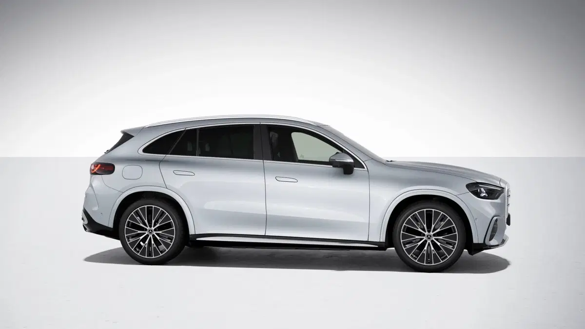 Mercedes-Benz GLC nuova a Pescara (3)