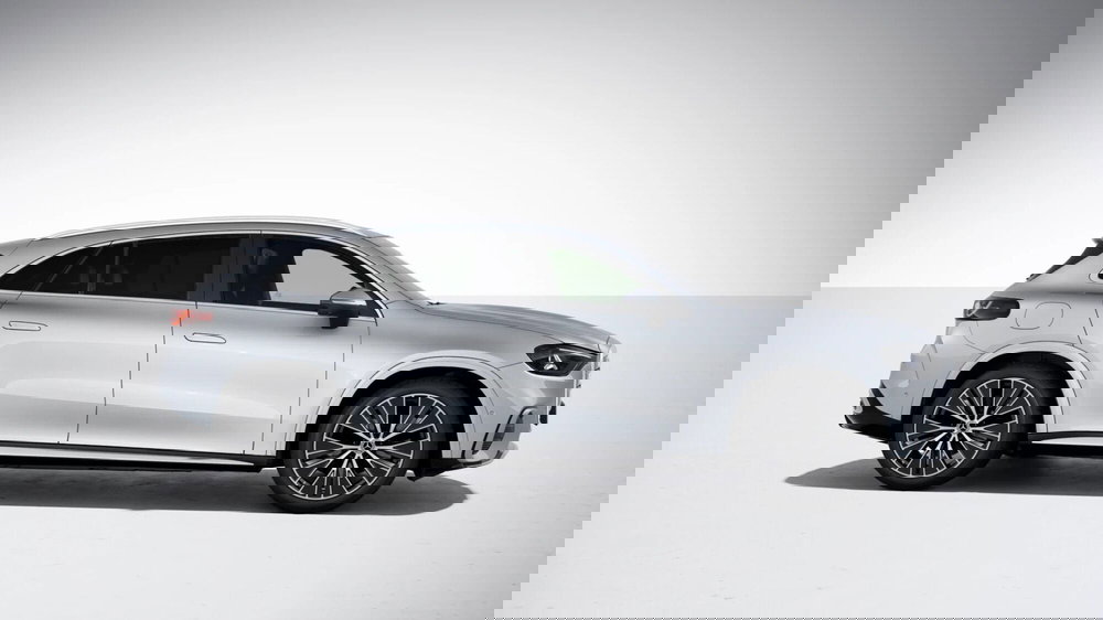 Mercedes-Benz GLC nuova a Pescara (3)