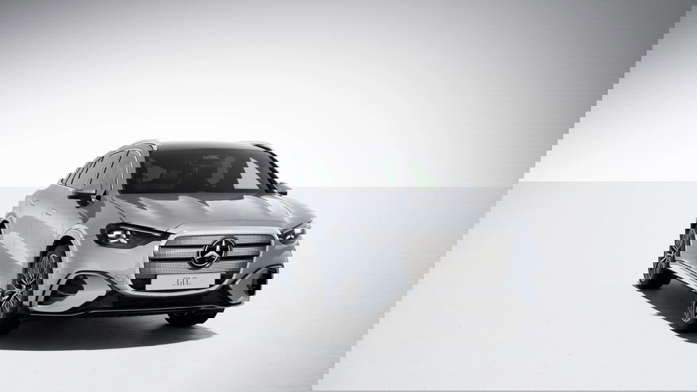 Mercedes-Benz GLC nuova a Pescara (6)