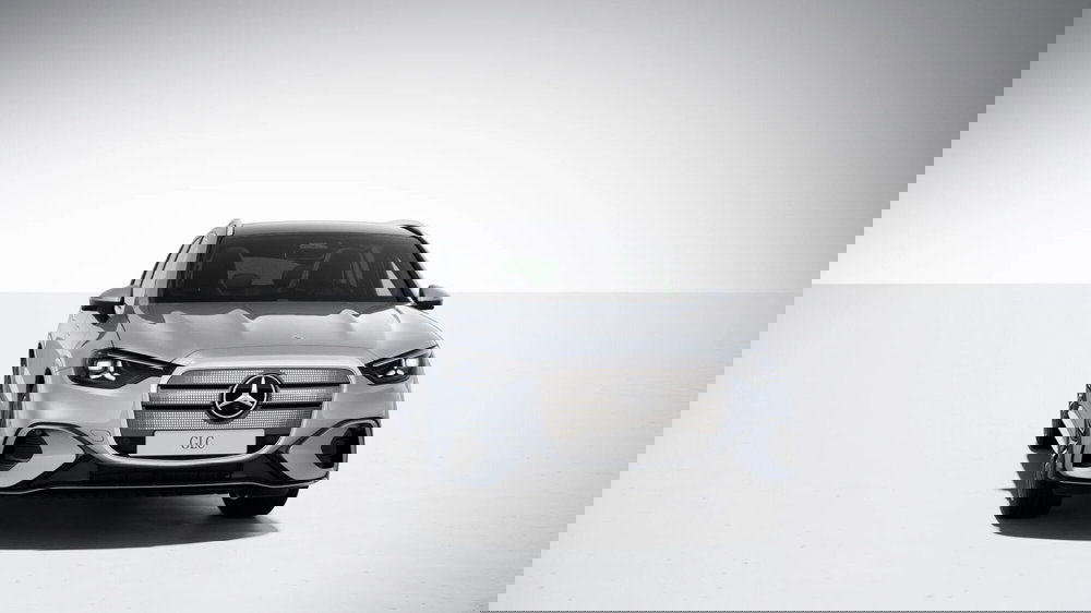 Mercedes-Benz GLC nuova a Pescara (7)