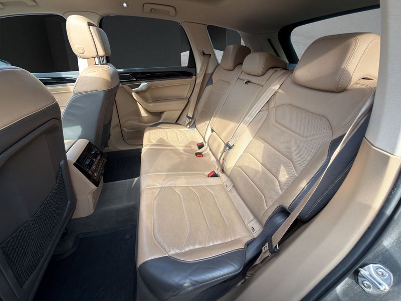 Volkswagen Touareg usata a Cosenza (12)