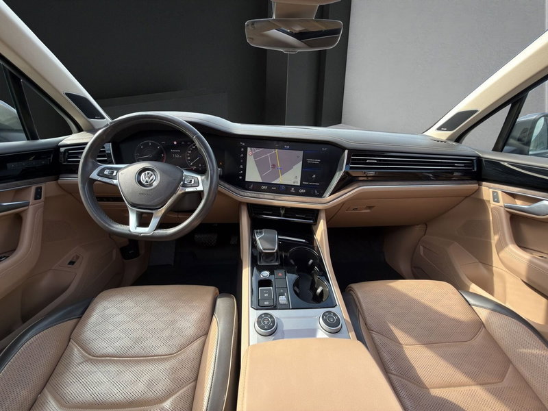 Volkswagen Touareg usata a Cosenza (13)