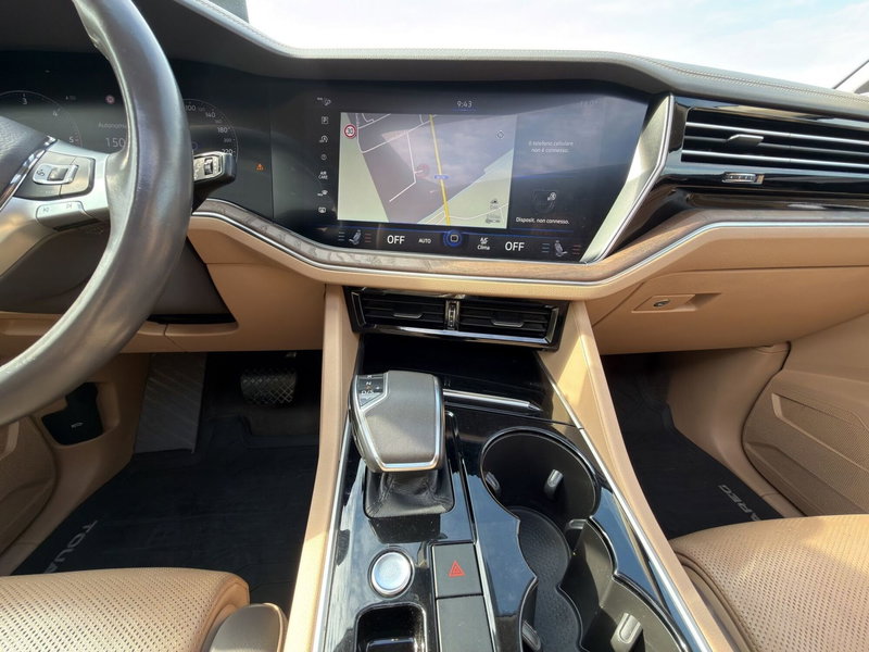 Volkswagen Touareg usata a Cosenza (14)