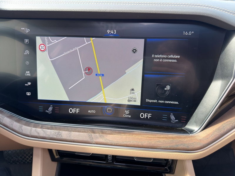 Volkswagen Touareg usata a Cosenza (15)