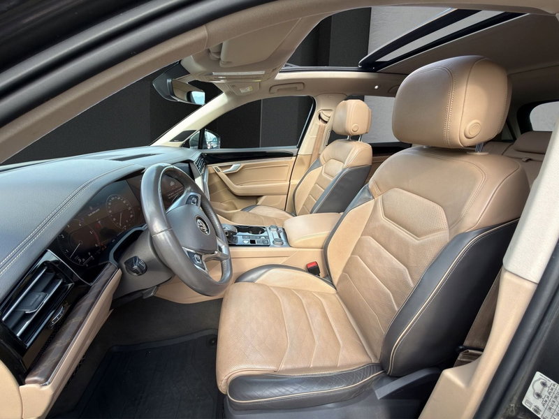 Volkswagen Touareg usata a Cosenza (8)