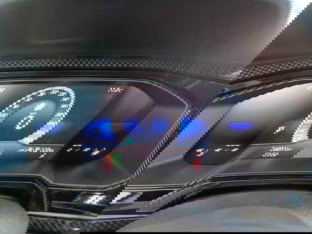 Volkswagen Taigo usata a Roma (14)