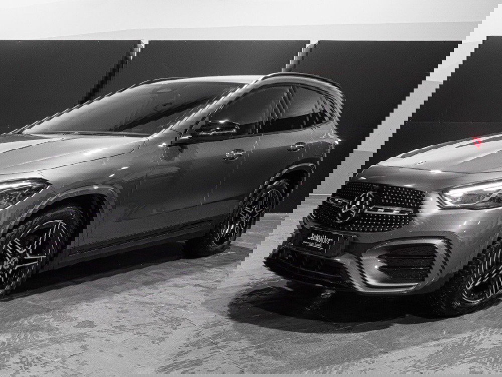 Mercedes-Benz GLA SUV nuova a Ancona