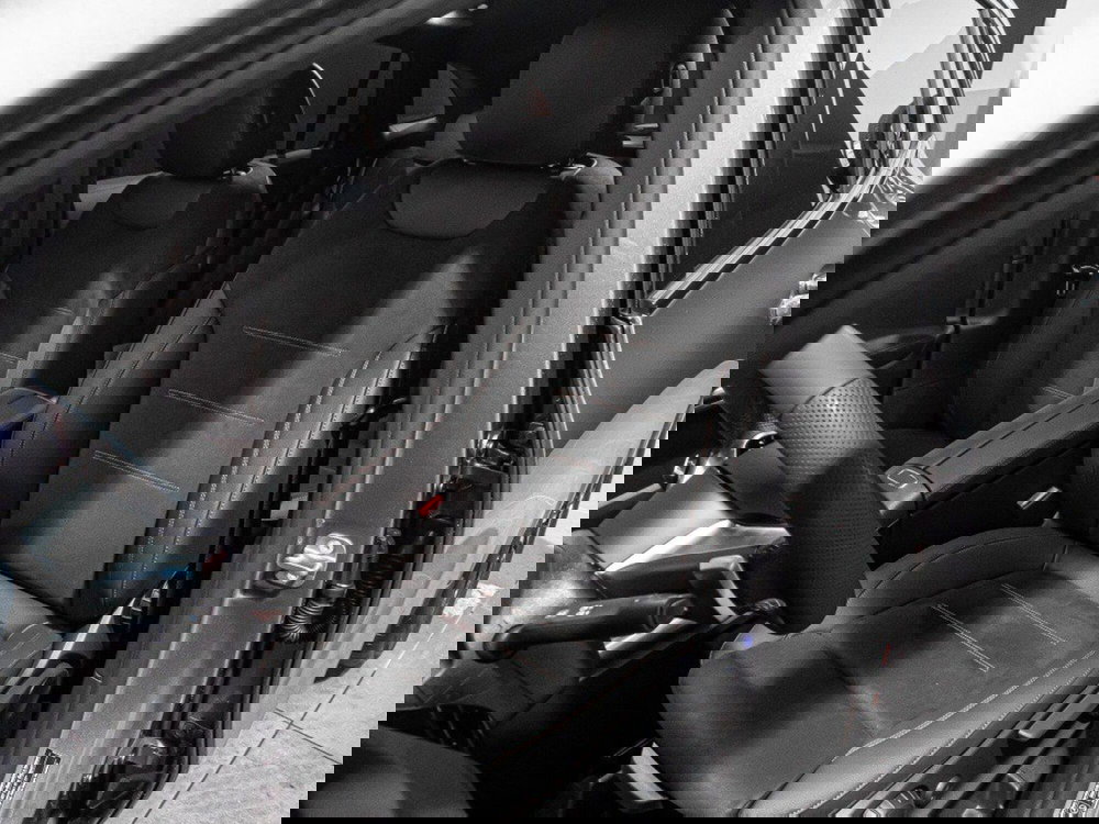 Mercedes-Benz GLA SUV nuova a Ancona (12)