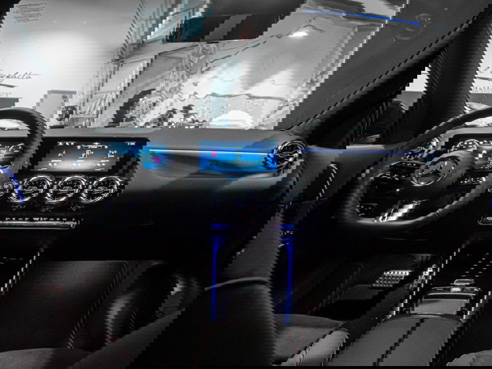 Mercedes-Benz GLA SUV nuova a Ancona (16)