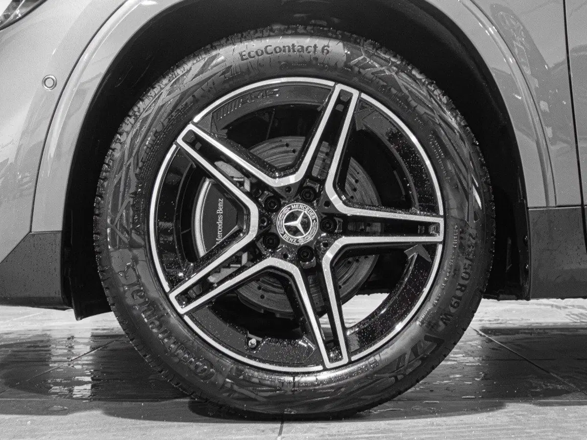 Mercedes-Benz GLA SUV nuova a Ancona (7)