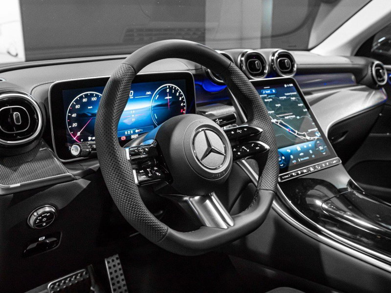 Mercedes-Benz GLC nuova a Ancona (11)
