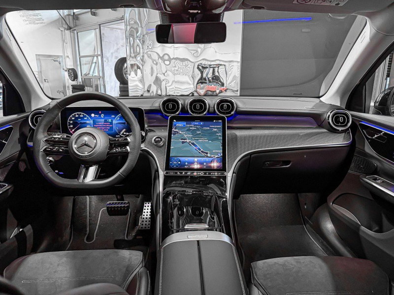Mercedes-Benz GLC nuova a Ancona (15)