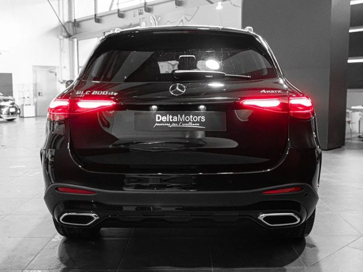 Mercedes-Benz GLC nuova a Ancona (3)