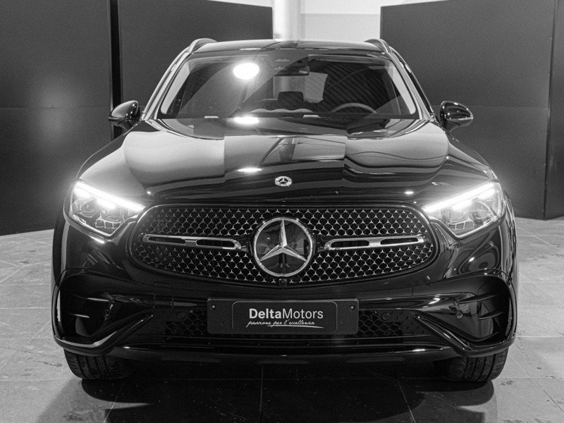 Mercedes-Benz GLC nuova a Ancona (5)