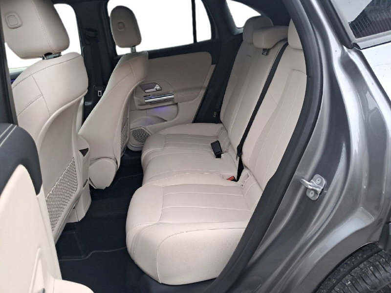 Mercedes-Benz GLA SUV usata a Salerno (11)